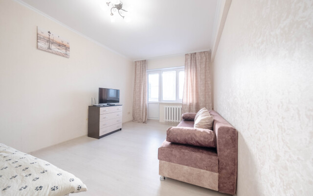 Апартаменты студия на четверых в отличном районе