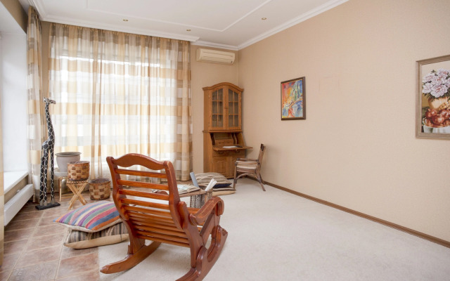 Квартира Большая у НОВАТа