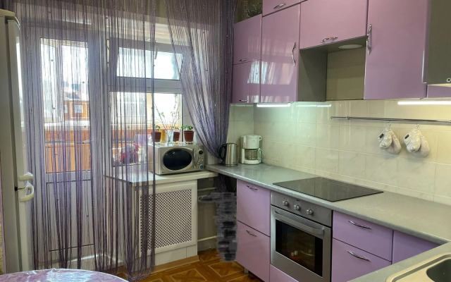 Komfortnaya 2kh-Komnatnaya Kvartira Flat