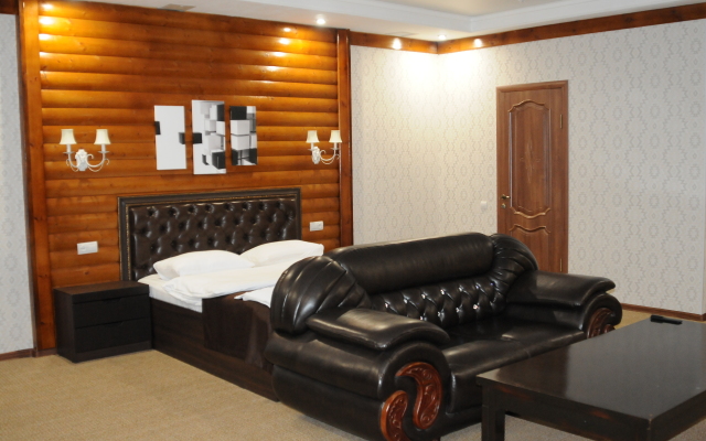Pride Hotel