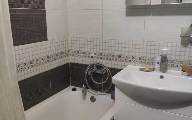 Квартира Светлая 3-комн. на Гребном канале