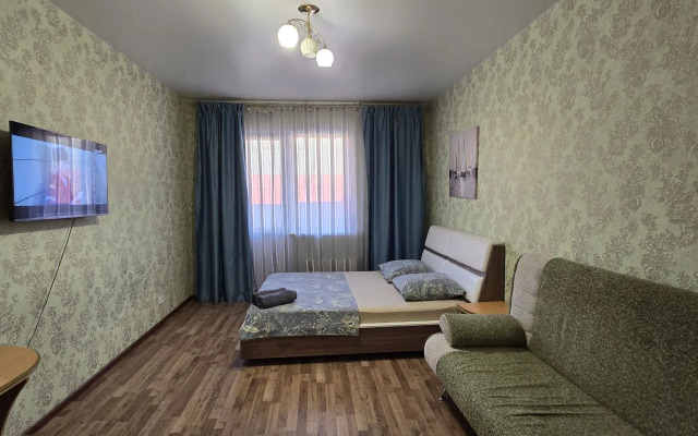 Квартира однокомнатная возле ТРЦ Аура