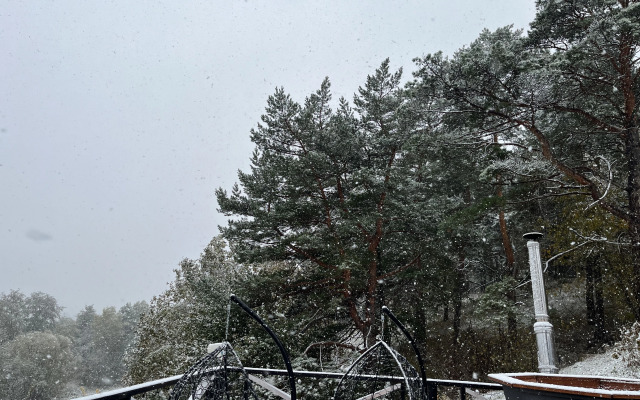 Глэмпинг Глэмпгеокупол "Домик на Оке" Таруса