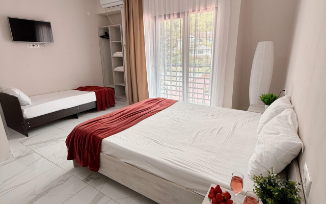 A-More Gagra Mini-Hotel
