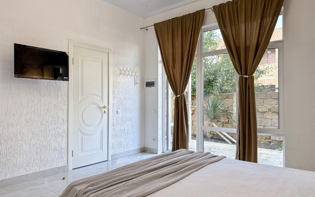 Semya Apart-Hotel