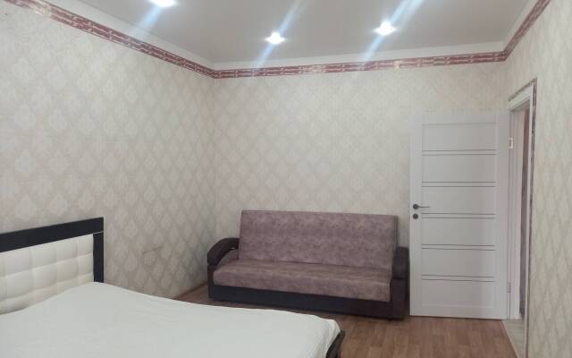 Апартаменты Ленина 40