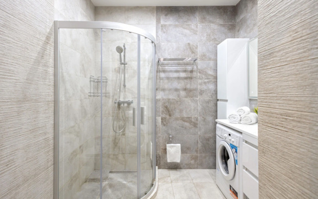 Апартаменты Двухкомнатные с Балконом Elite Apartments