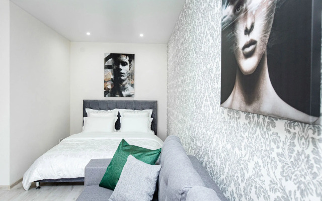 Ladgorna Na Oboynoy 4/2 Apartament