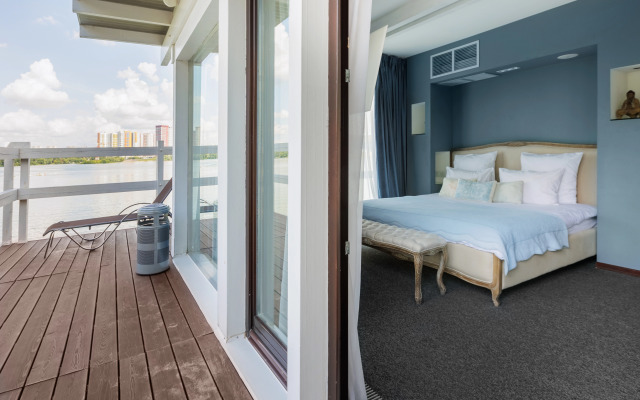 Soho Beach Hotel