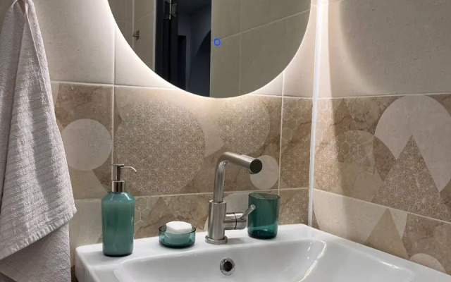 Квартира Уютная Двухкомнатная в Центре Города