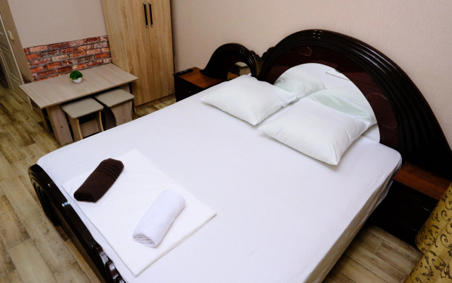 Noy Hotel