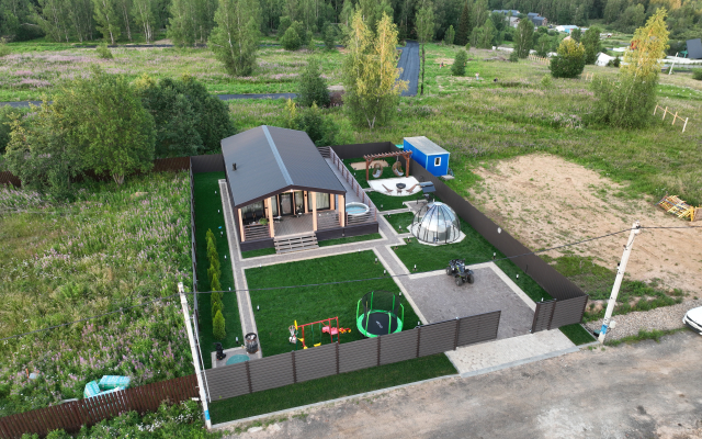 Barnkhaus Dom u Ozera Derevnya Sboyevo Private house