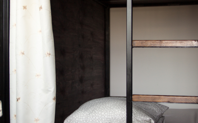 Hostel Bed & Bread