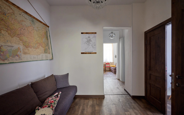 Апартаменты Новый 12-местный апартамент Ретро Стиль Кинотеатр Sony PS4