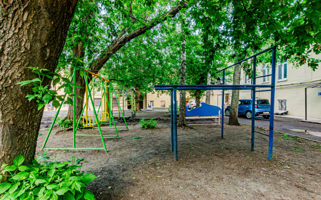 latUyutnye u Sten Kremlya Apartment