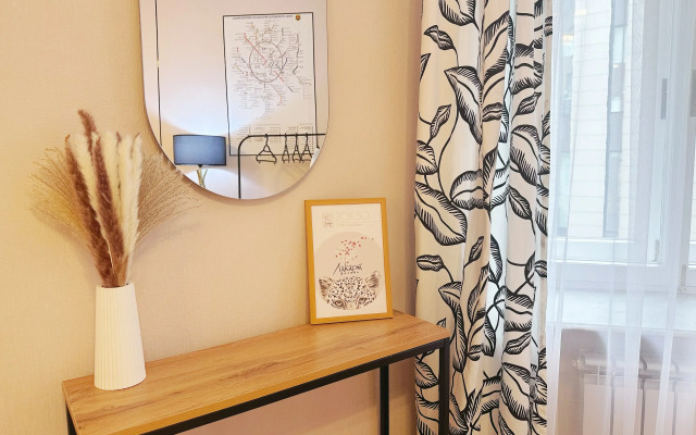 Chetyrekhkomnatnaya Natali Apart V Tsentre Moskvy Flat