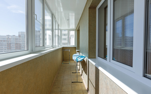 Апартаменты на Революционной 4