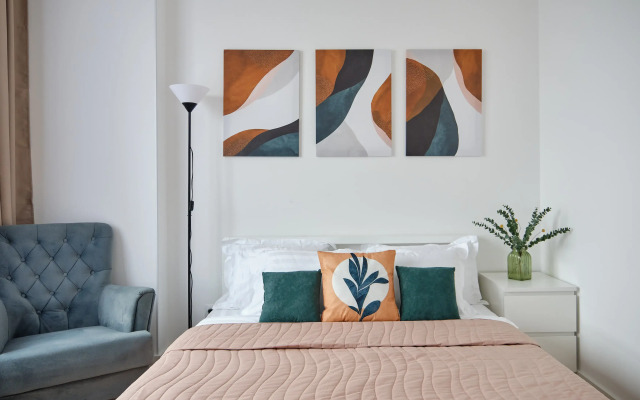 RentPlaza v tsentre na 21 etazhe na Bolshakova Apartments