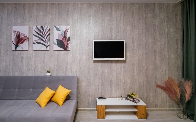 Studiya Sibir house v novom dome Apartments