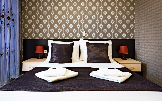 Kipr Guest House