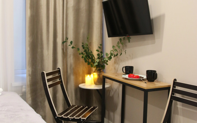 Uyutnie u Metro Chkalovskaya Apartment