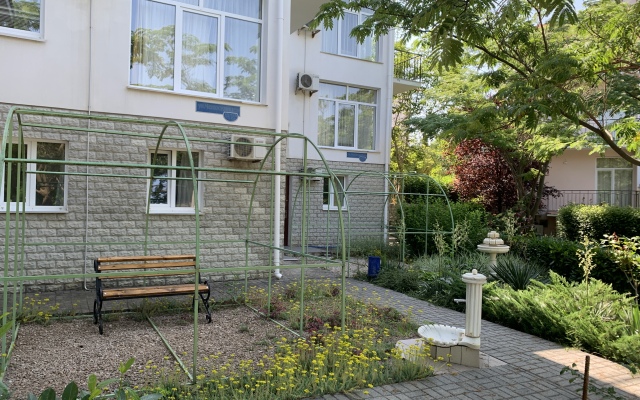 Отель Амалия