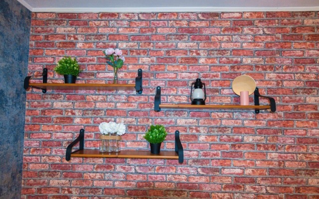 Na Ulitse Oleko Dundicha 35k2 Flat