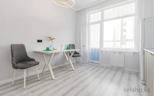 Biryuzovaya Krasotka Flat