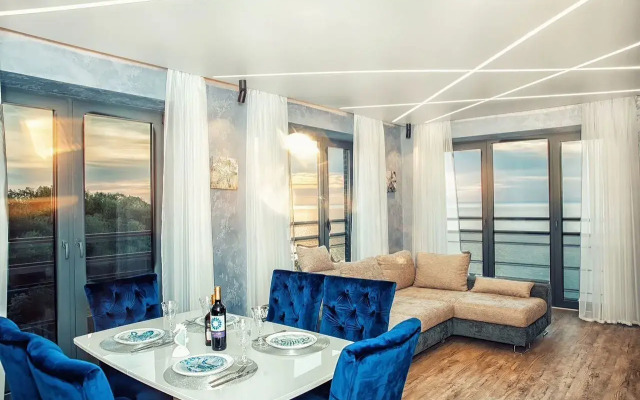 Квартира с Видом на Море