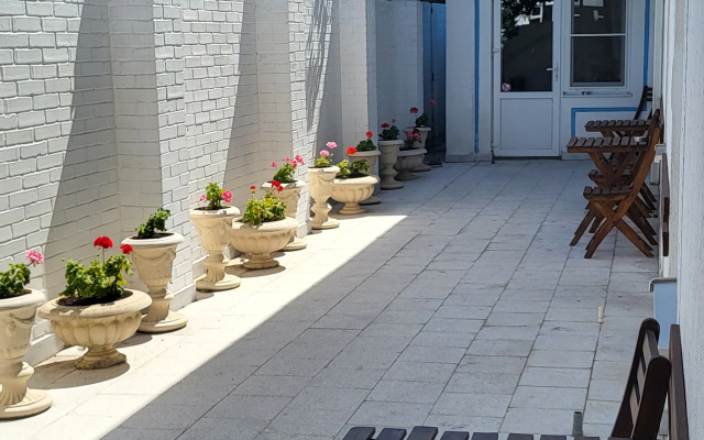 Tsentralnyij Guest House