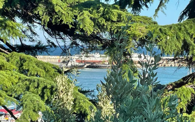 Апартаменты Ленина 5 Ялта