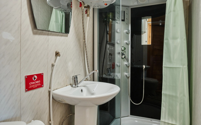 Гостевой дом Летний домик из кедра с баней