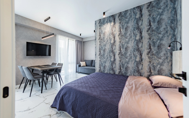 Trekhmestnaya Studiya S Basseynom I Vidom Na Gory Apartments