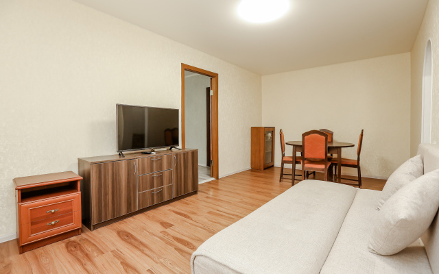 Po adresu Internatsionalnaya 15 Apartments