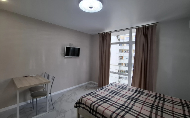 Uyutnaya Studiya Na Gastello Ot HomeHotelSochi Flat