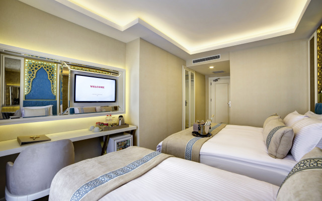 Great Fortune Design Hotel