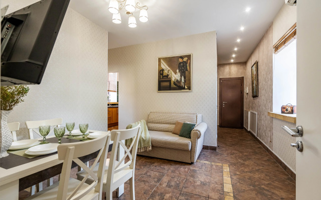Dvuhkomnatnaya V Tsentre Goroda s razmesheniem do 7 goetei Flat