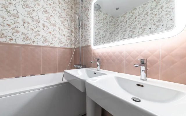 Apartments Semeynye S Balkonom Morskoy Fasad