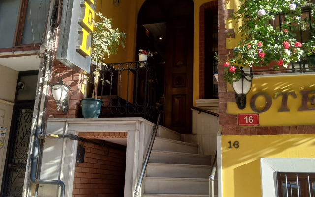 Kosk Hotel