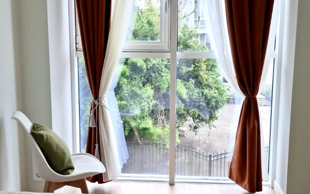 Uyutnaya S Sovremennym Remontom Flat