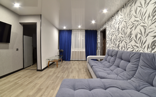 Uyutnaya Dvuxkomnatnaya V Tsentre Na Ulitse Komsomolskaya Flat