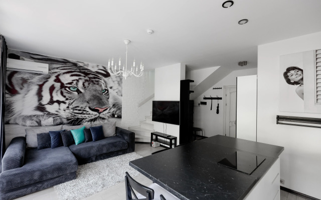 Частный Дом напротив казино с личной парковкой