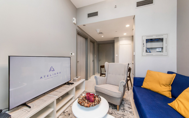 Zada Tower 1br with Excellent Dubai Canal View Apartments