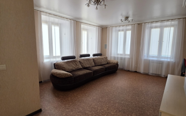 Квартира Уютная трешка в тихом центре города