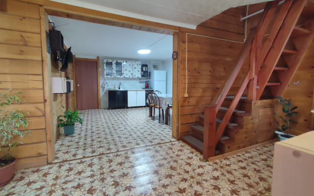 Частный Дом Усадьба Алтай Вальяж Дом Кедровый