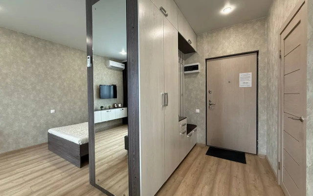 Novaya Studiya Ryadom S Akvaparkom Flat