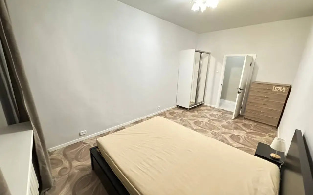 Квартира Уютная Трехкомнатная в Центре Города