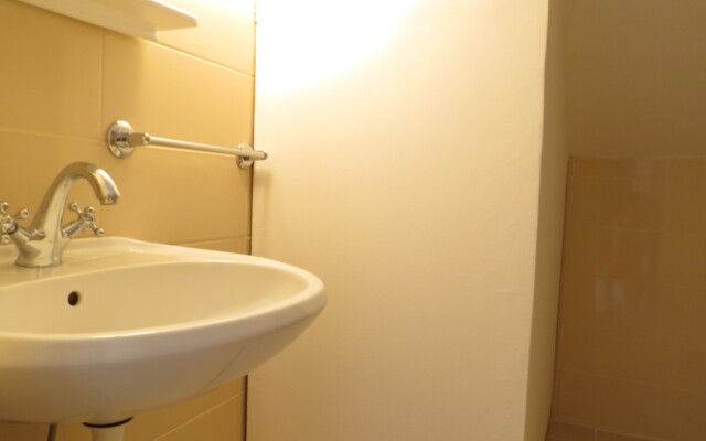 More 1/3 Apartments