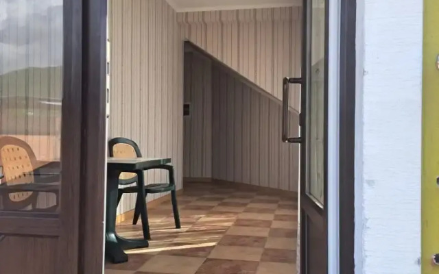 Yava Guest house