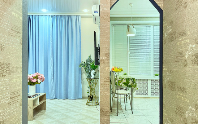 Квартира 1-комнатная 37 м²